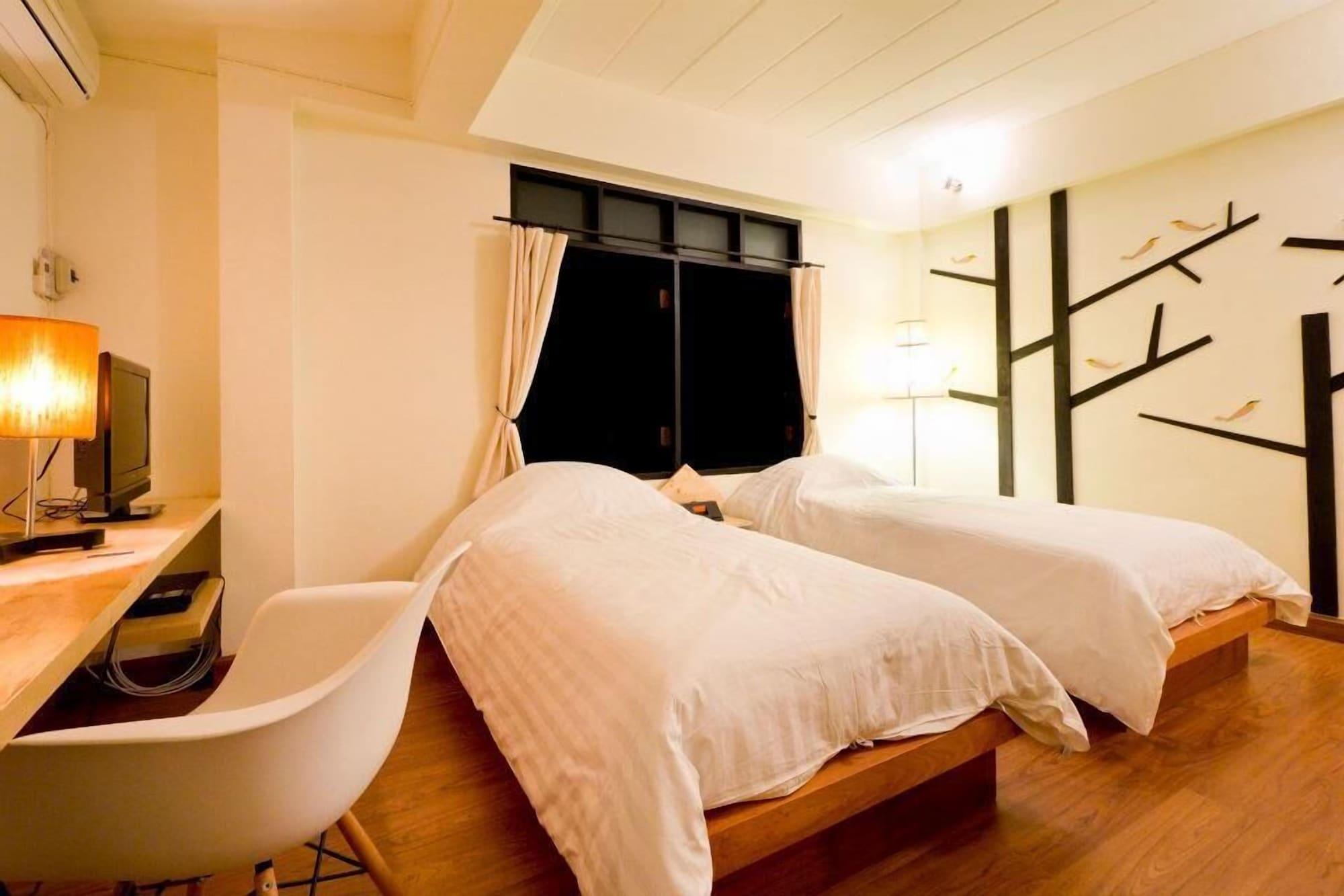 Early Bird Bed & Breakfast (Adults Only) Chiang Mai Exterior photo
