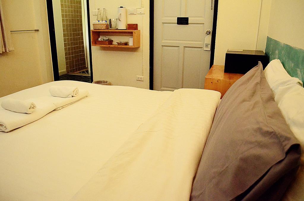 Early Bird Bed & Breakfast (Adults Only) Chiang Mai Exterior photo